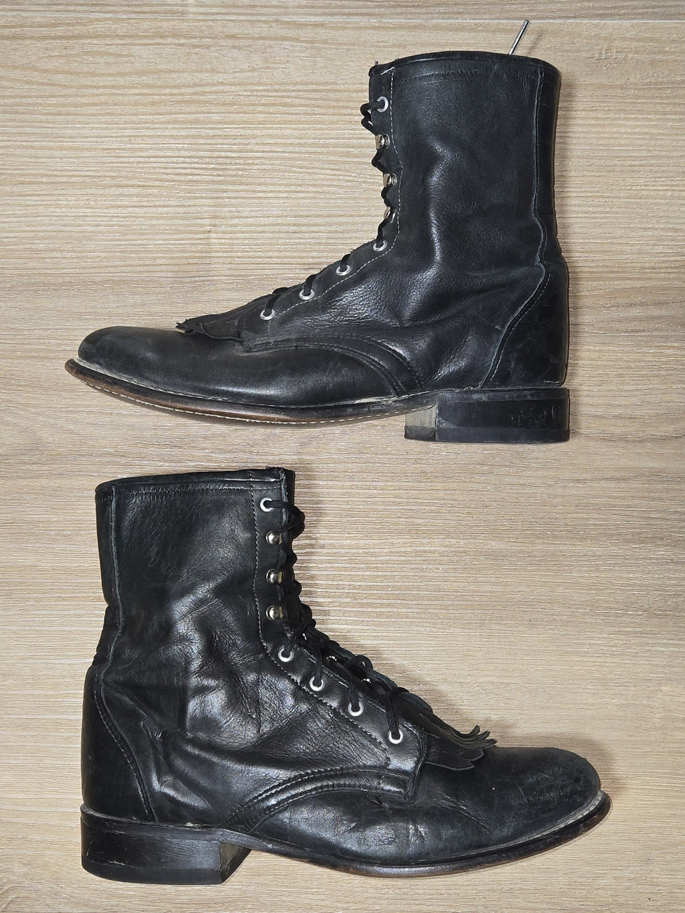 Vtg Laredo Black Leather Lace-Up Women’s Boots